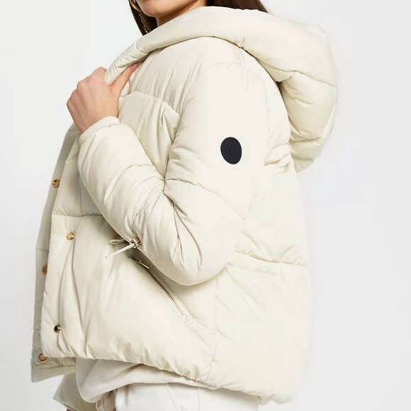 River Island Jackets \u0026 Coats | Brand New River Island Cream Drawcord Shawl Puffer Coat | Color: Cream/White | Size: 6 | 2020t's Closet